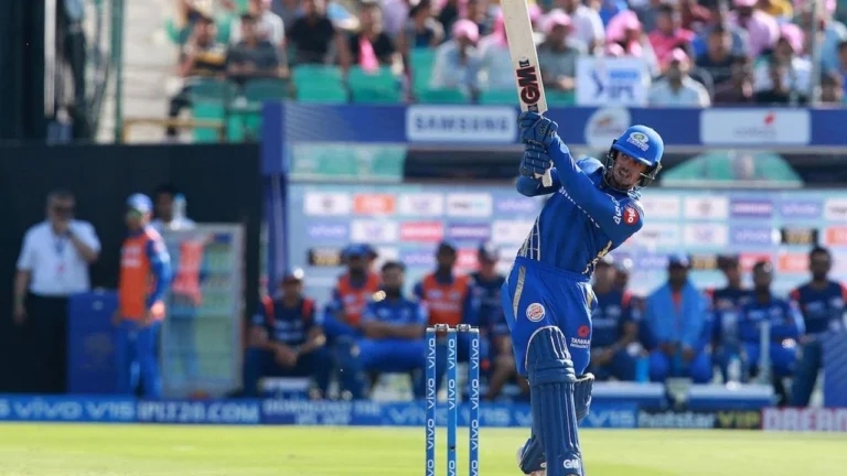 Quinton de Kock نے شاندار سنچری کھیل کر سٹیبلز کو جیتاہے