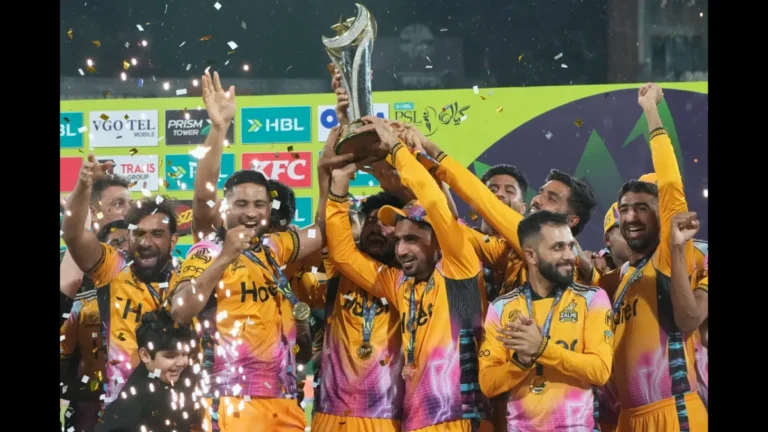Aaron Hardie کا آل راؤنڈ کارنامہ: پشاور زلمی 2017 کے بعد پہلی بار PSL چیمپئن